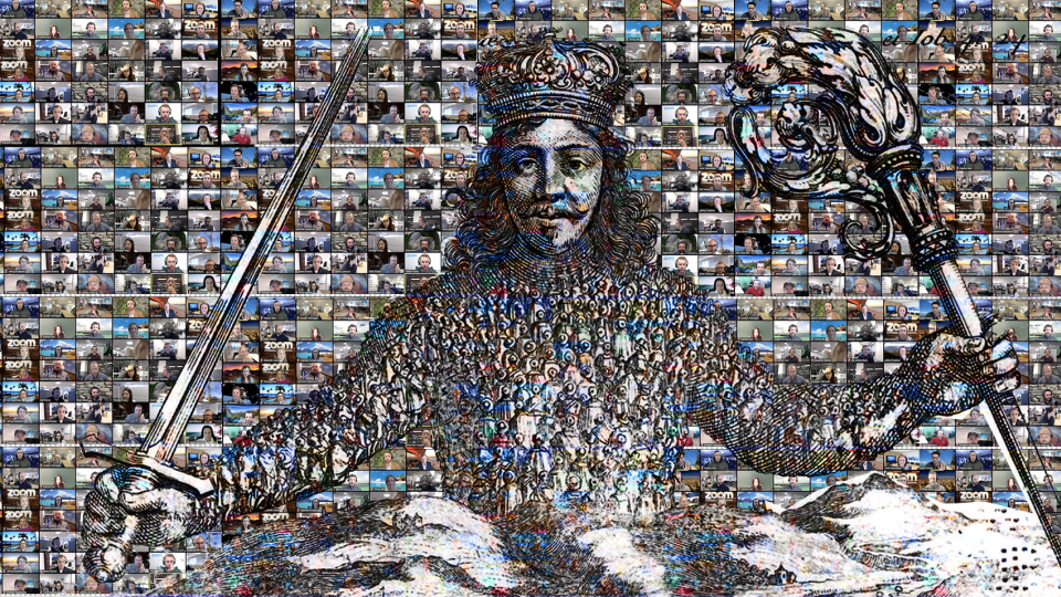 Η παράσταση Hamlet's Playground [Ο παιδότοπος του Άμλετ] από τη βελγική ομάδα [[#CREW#]], με εξειδίκευση στη δημιουργία πολυαισθητηριακών εγκαταστάσεων. Η ομάδα απαρτίζεται από ερευνητές, επιτελεστές, τεχνολόγους, δραματουργούς μουσικούς, προγραμματιστές, συγγραφείς και σχεδιαστές και τοποθετείται στα όρια της τέχνης, της επιστήμης και της τεχνολογίας. Η CREW θέτει το ερώτημα&nbsp;πώς μας αλλάζει η τεχνολογία&nbsp;και το διερευνά μέσα από την εμβυθιστική επιτέλεση.