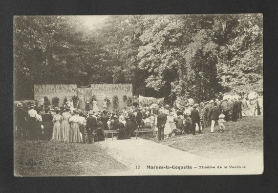 Κηποθέατρο [Théâtre de la Verdure] στη Marnes-la-Coquette στη Γαλλία, καρτ-ποστάλ χρονολογούμενη το 1900.